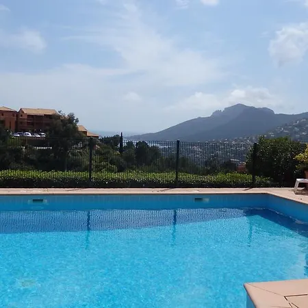Cote D'azur - - Miramar Διαμέρισμα *