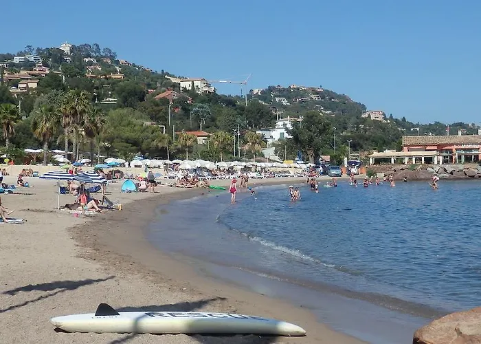 Cote D'azur - - Miramar شقة تيول سور مير